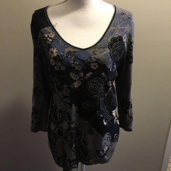 XLRock &Republic Blue/Gray/Black w/Lace Detail Top - Picture 1 of 5